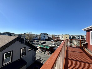 150 Acorn St, Unit 4 in Providence, RI - Foto de edificio - Building Photo