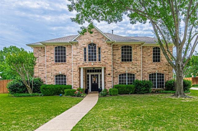 property at 805 Saratoga Dr