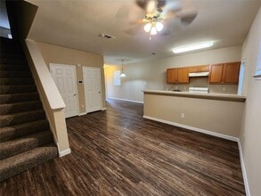 11710 Chetman Dr, Unit B in Houston, TX - Building Photo - Building Photo