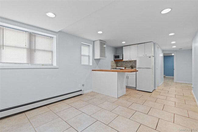 26 Indiana Ave in Long Beach, NY - Building Photo - Building Photo