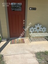411 E Elm St in Denison, TX - Foto de edificio - Building Photo