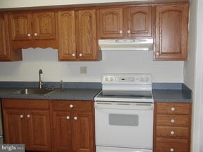 3926 Wrexham Ct in Bensalem, PA - Building Photo - Building Photo