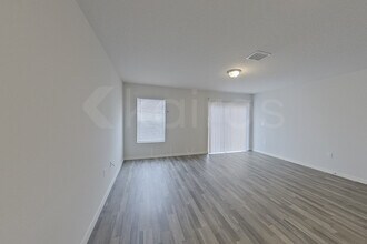 20 Reindeer Ln in Palm Coast, FL - Building Photo - Building Photo