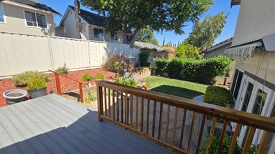 44 Striped Maple Ct in Concord, CA - Building Photo - Building Photo