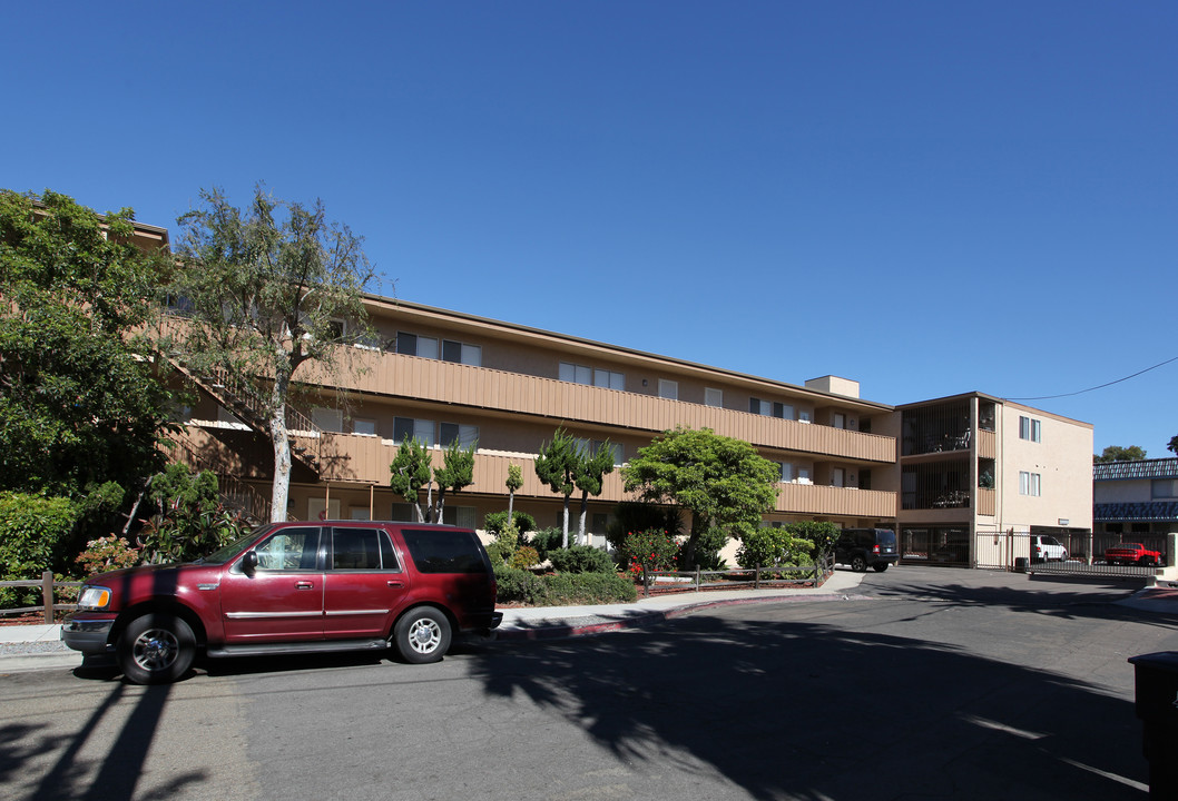 Sequoia Towers in Chula Vista, CA - Building Photo