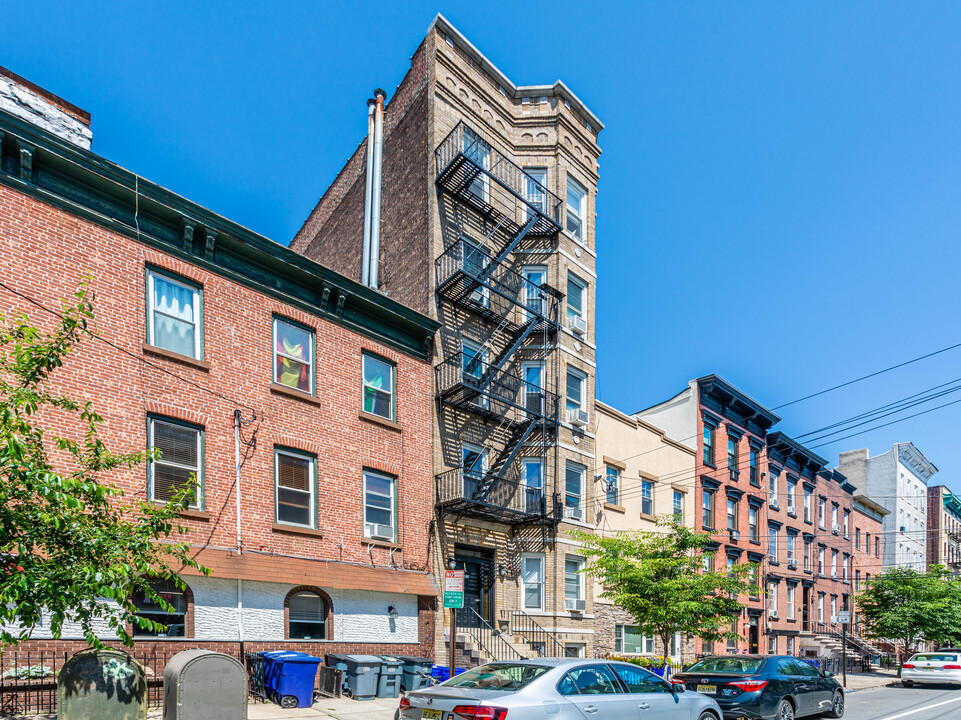 602 Park Ave in Hoboken, NJ - Building Photo