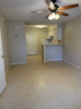 3501 McDonell Ave, Unit J Cruz Properties in Laredo, TX - Building Photo - Building Photo