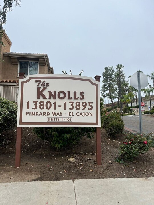 13891 Pinkard Way in El Cajon, CA - Building Photo