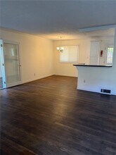 2961 Parkridge Dr NE in Atlanta, GA - Building Photo - Building Photo