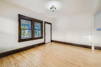 1683 Minnehaha Ave E in St. Paul, MN - Building Photo - Building Photo