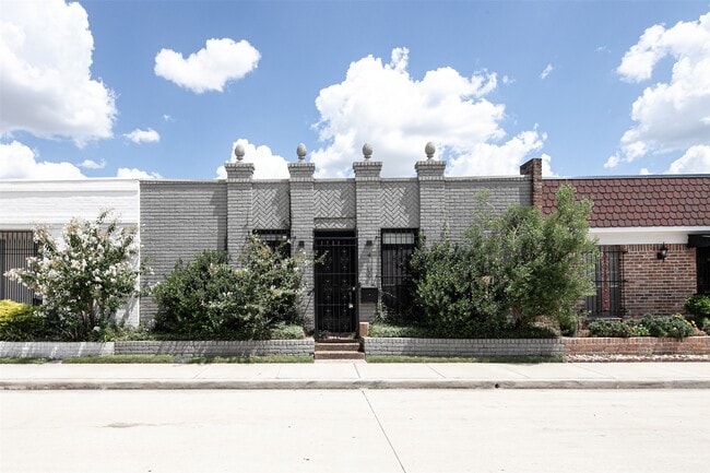 property at 4109 Meyerwood Dr