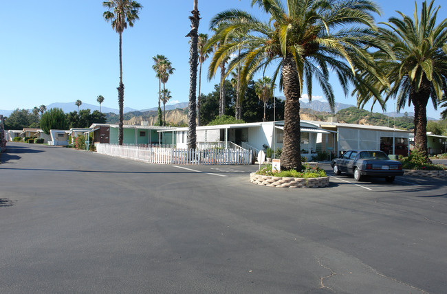 The Oakes Mobile Estates in Santa Paula, CA - Building Photo - Building Photo