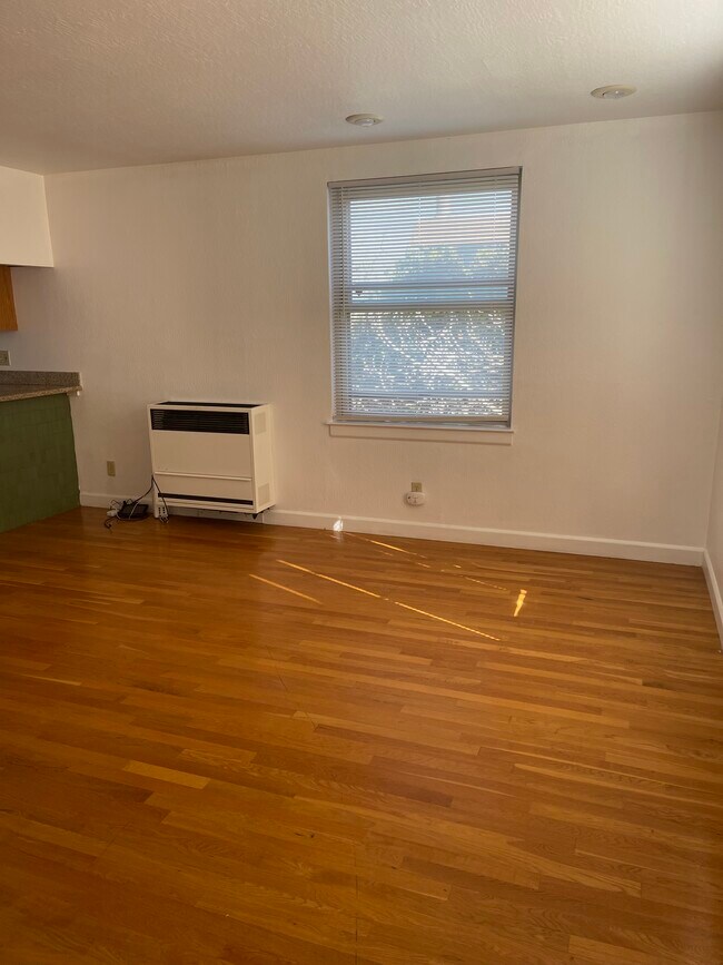 442 Tewksbury Ave Rentals in Richmond, CA