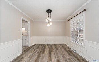 625 Versailles Dr SE in Huntsville, AL - Building Photo - Building Photo