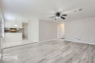 11319 Angelique Dr in Houston, TX - Building Photo - Building Photo