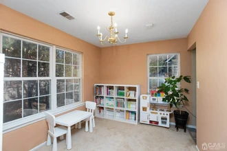 1006 Cypress Ln in East Brunswick, NJ - Building Photo - Building Photo