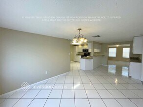 3309 Seffner Dr in Holiday, FL - Foto de edificio - Building Photo