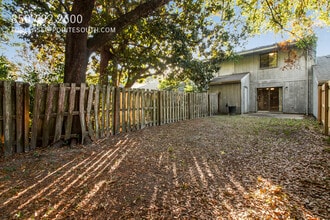 23 Cape Dr NW in Fort Walton Beach, FL - Building Photo - Building Photo