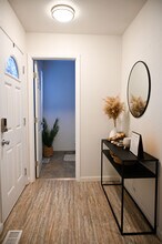 8121 Little Dipper Ave in Anchorage, AK - Building Photo - Building Photo