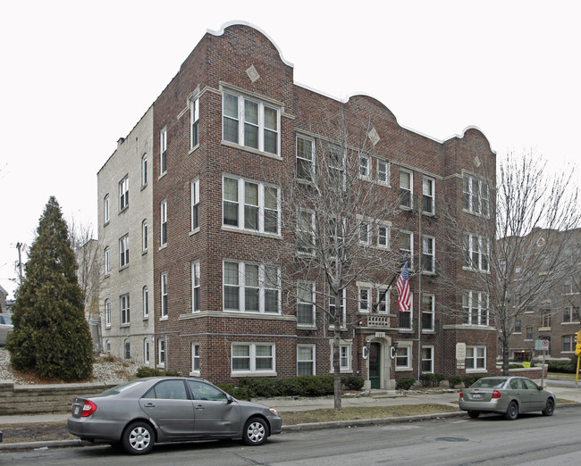 Mount Prospect Apartments in Milwaukee, WI - Building Photo - Building Photo