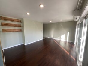 4595 California Ave in Long Beach, CA - Building Photo - Building Photo
