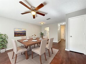 425 SW Thomas St in Burleson, TX - Building Photo - Building Photo