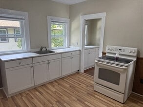 70 Front St, Unit 2 in Braintree, MA - Building Photo - Building Photo