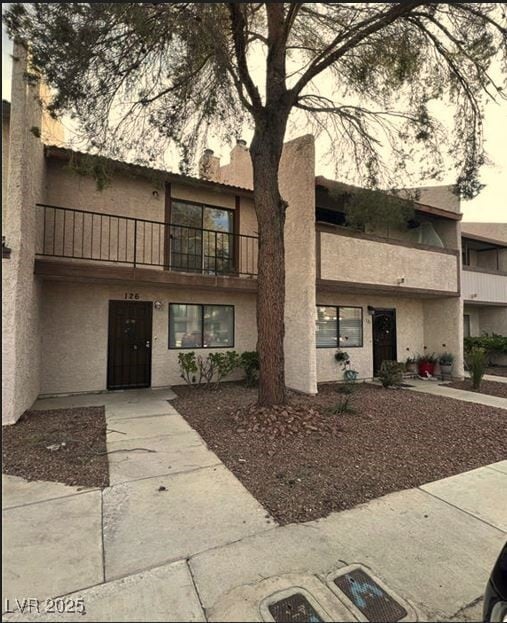property at 5247 Lisagayle Ct