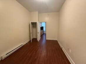 1819 W Oxford St, Unit 1 in Philadelphia, PA - Building Photo - Building Photo