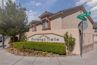 1021 Dusty Creek St in Las Vegas, NV - Building Photo - Building Photo