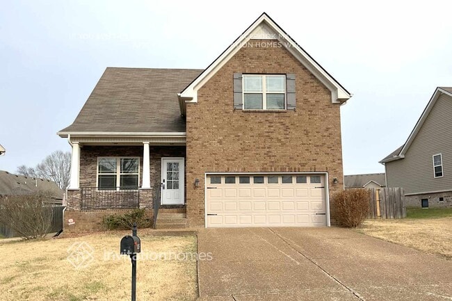 1115 Golf View Way in Spring Hill, TN - Foto de edificio - Building Photo