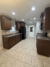 206 Tudor Pl in Warner Robins, GA - Building Photo - Building Photo