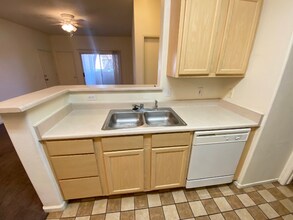 2615 W Gary Ave in Las Vegas, NV - Building Photo - Building Photo