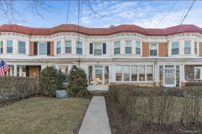 property at 22 Stephenson Blvd