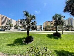 3800 S Atlantic Ave, Unit 1070 in Daytona Beach Shores, FL - Building Photo - Building Photo