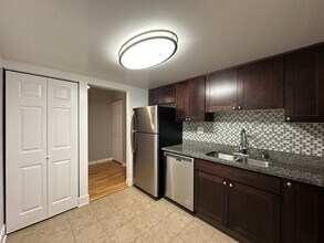 525 N Quentin Rd in Palatine, IL - Building Photo - Building Photo