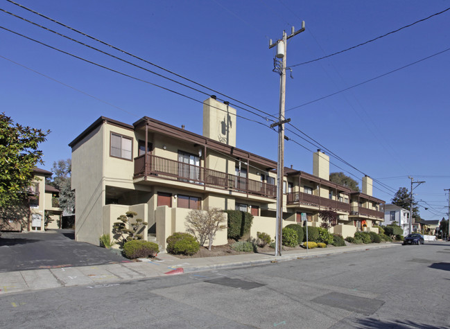 614-644 Via Del Rey St in Monterey, CA - Building Photo - Building Photo