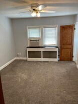 2811 Clearview Ave, Unit B in Baltimore, MD - Building Photo