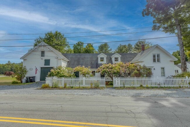 34 N Shore Rd in Hebron, NH - Building Photo - Building Photo