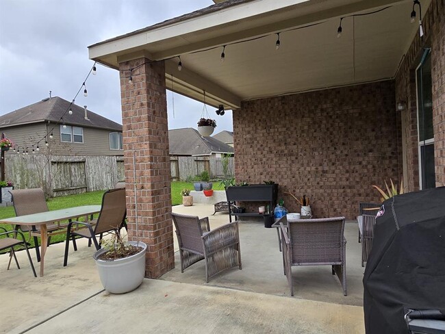 property at 7007 Pebble Pl Ct