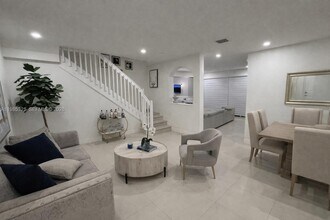 7031 SW 165th Ave in Miami, FL - Building Photo - Building Photo