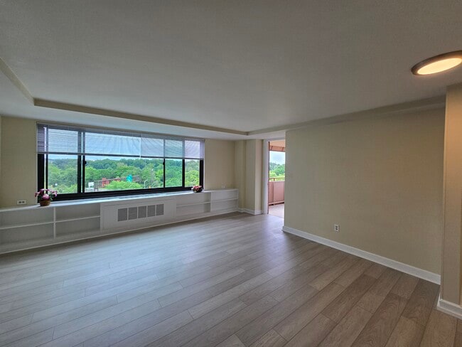 1021 Arlington Blvd, Unit #619 in Arlington, VA - Building Photo - Building Photo