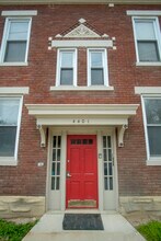 4401 Virginia Ave, Unit 4 in Cincinnati, OH - Building Photo - Building Photo