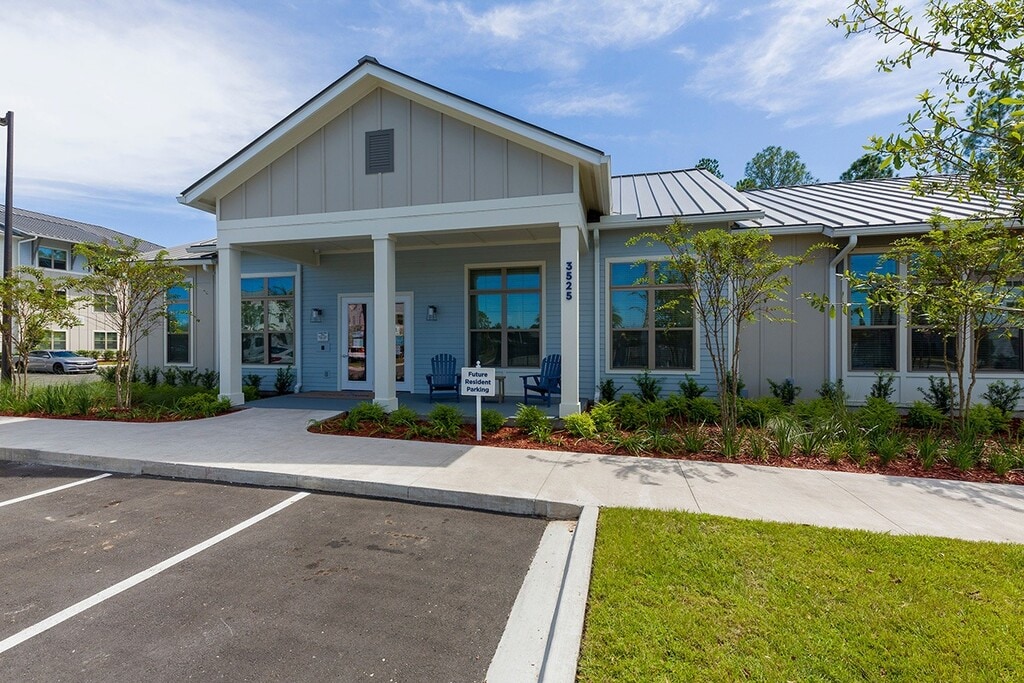 Macie Creek Apartments in Middleburg, FL