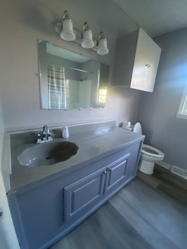 109 Sador St in Cherryville, NC - Building Photo - Building Photo