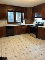 918 E 7th St, Unit First Floor in Bloomsburg, PA - Building Photo