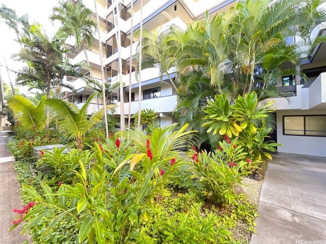 property at 500 Lunalilo Home Rd