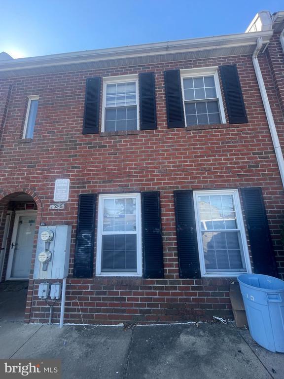 property at 2790 Willits Rd