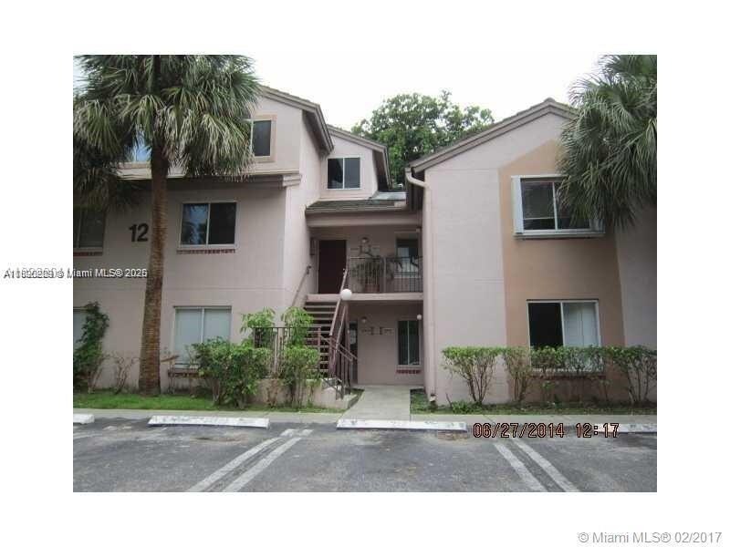 9251 SW 138th Pl, Unit 9251 in Miami, FL - Foto de edificio