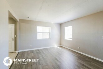 1207 NW 13th Ln in Fort Lauderdale, FL - Building Photo - Building Photo